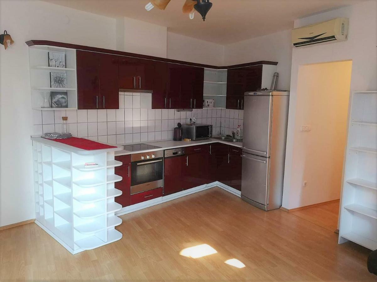 פץ' Centrum - A. Apartman מראה חיצוני תמונה