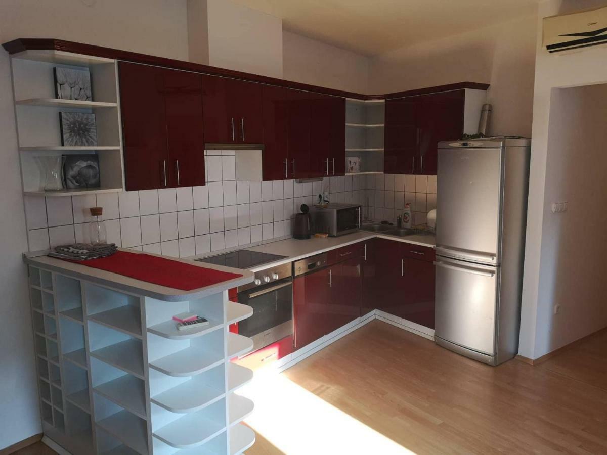 פץ' Centrum - A. Apartman מראה חיצוני תמונה